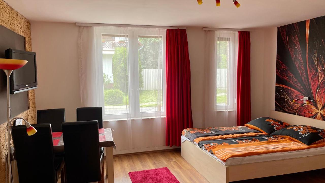Gyula Var Premium Apartman Eksteriør billede