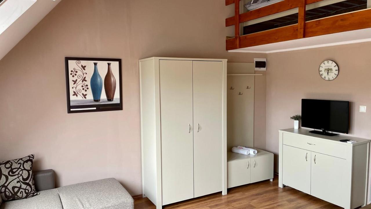 Gyula Var Premium Apartman Eksteriør billede
